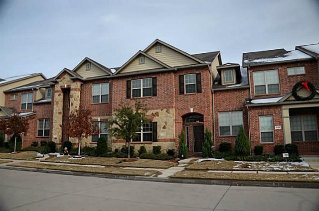 8700 Iron Horse Dr in Irving, TX - Building Photo - Building Photo