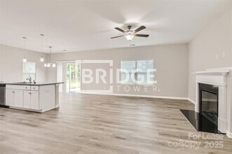 7331 Neal Rd in Charlotte, NC - Building Photo - Building Photo