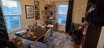 27 Peaceable St in Boston, MA - Building Photo - Building Photo