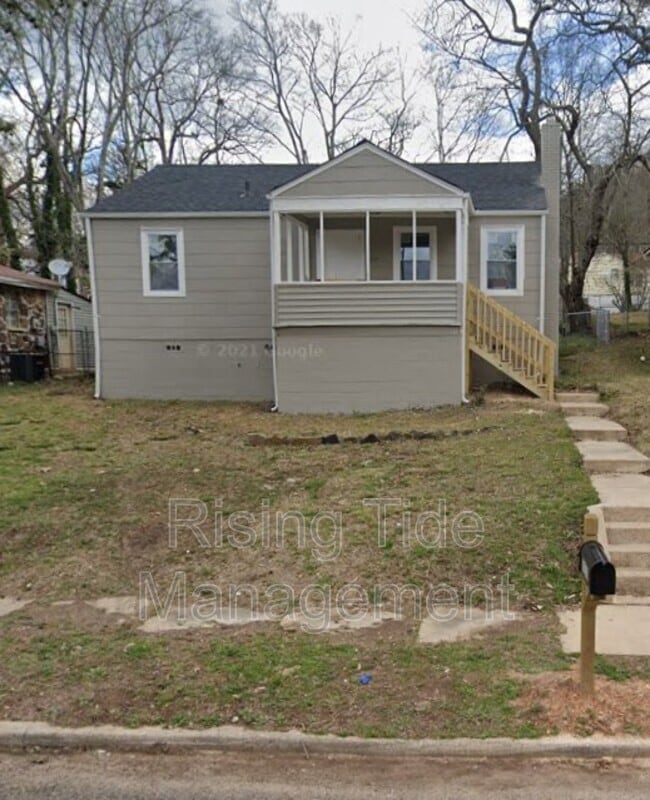 property at 7413 Sparta Ave