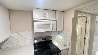 125 Palm Pl in Daytona Beach, FL - Building Photo - Building Photo