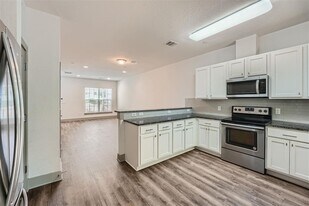 12264 Abbey Glen Ln in Austin, TX - Building Photo