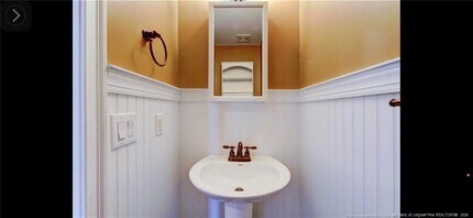 590 Stoney Creek Dr in Sanford, NC - Building Photo - Building Photo