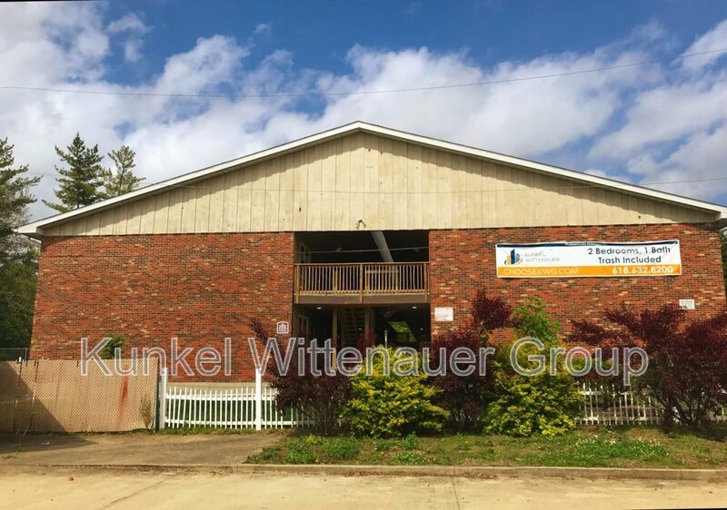 1320 N 1st St in Swansea, IL - Building Photo