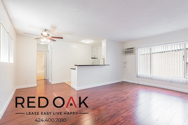 property at 1545 N Bronson Ave