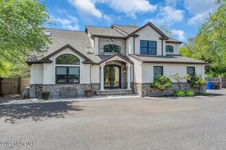 620 Brookside Dr in Toms River, NJ - Building Photo - Building Photo