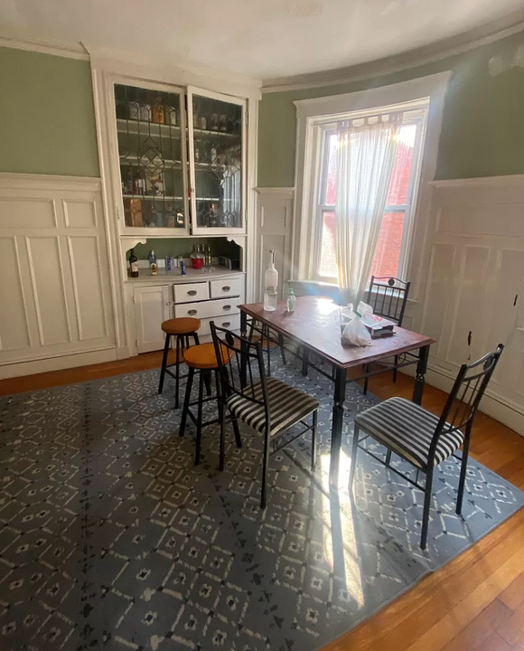 183 Winthrop Rd, Unit 8 in Brookline, MA - Building Photo