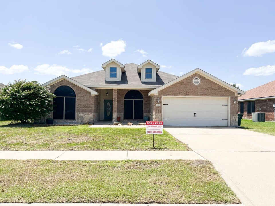2203 Coy Dr in Copperas Cove, TX - Building Photo