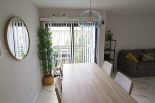753 Michigan Ave in Miami Beach, FL - Building Photo
