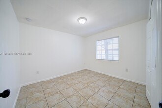 2243 NW 61st St in Miami, FL - Building Photo - Building Photo