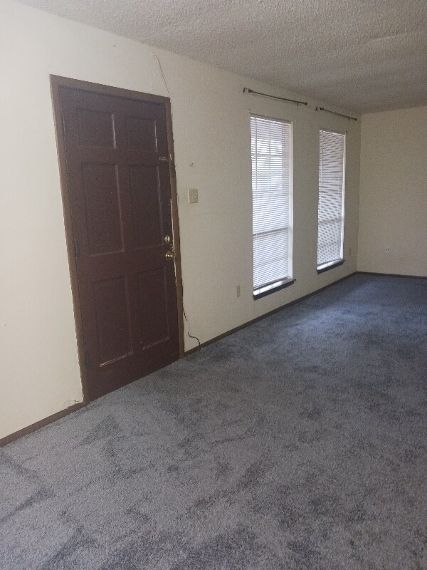 3030 Congress Blvd in Baton Rouge, LA - Building Photo - Building Photo