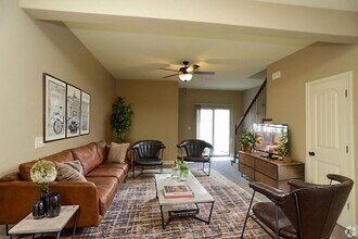 2141 SW Timbertrace Ln in Lee's Summit, MO - Building Photo - Building Photo