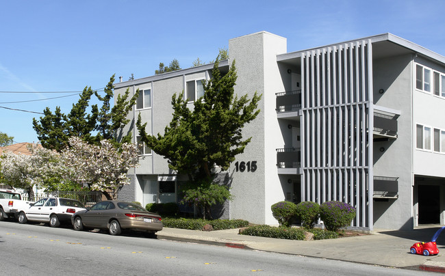 1615 Hudson St in Redwood City, CA - Building Photo - Building Photo