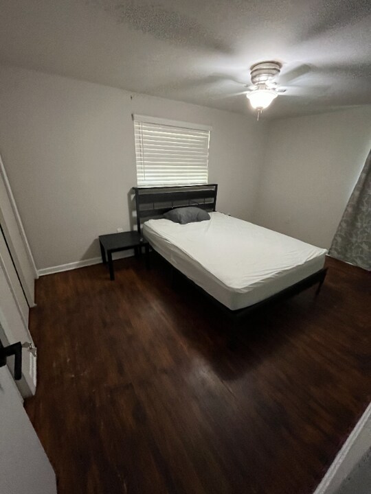 740 Jenkins St in Kissimmee, FL - Foto de edificio