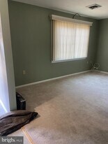 5400 Oxford Dr in Mechanicsburg, PA - Building Photo