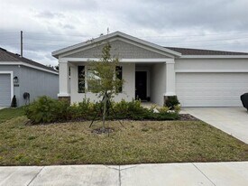 2059 Punch Bowl Ave in Davenport, FL - Building Photo