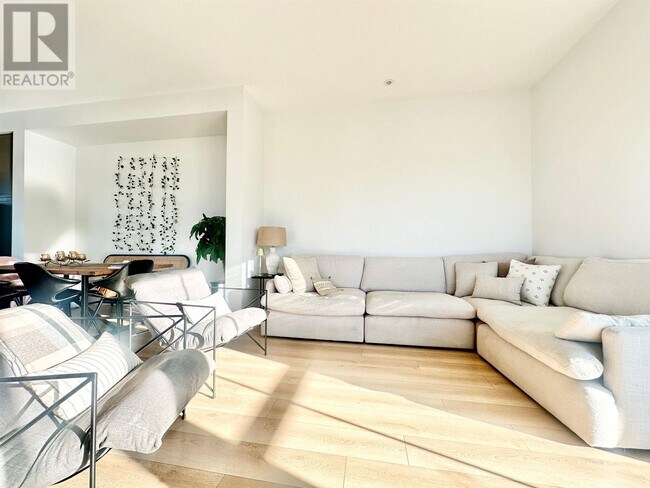 4726 Orca Wy in Delta, BC - Building Photo - Building Photo