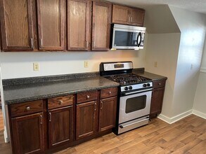 2635-2 Randolph St NE, Unit 2 in Minneapolis, MN - Building Photo - Building Photo