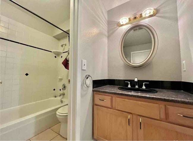 8635 Clay St in Westminster, CO - Building Photo - Building Photo