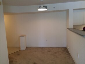 13800 NE 3rd Ct in North Miami, FL - Foto de edificio - Building Photo