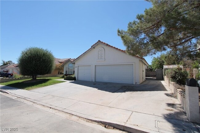 6605 Vicuna Dr in Las Vegas, NV - Building Photo - Building Photo
