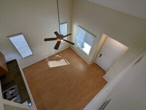 5994 Shining Light Ave in Las Vegas, NV - Building Photo - Building Photo