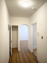 2545 32nd St, Unit 1 in Astoria, NY - Building Photo - Building Photo