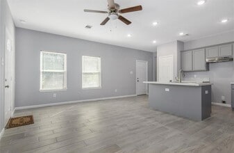 420 Owens St in Houston, TX - Building Photo - Building Photo