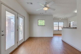 West Park Apartments in Tulsa, OK - Foto de edificio - Interior Photo