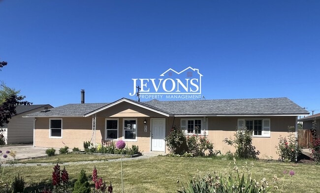 property at 808 S 50th Ave