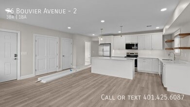 76 Bouvier Ave in Manville, RI - Building Photo - Building Photo