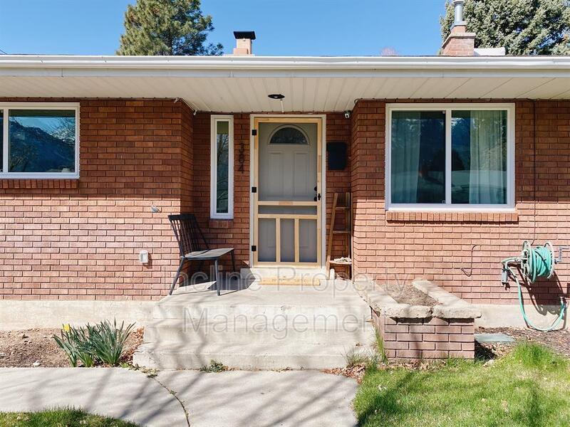 384 S 650 E St in Orem, UT - Building Photo