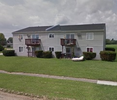 178 Brunswick Dr in Elyria, OH - Building Photo