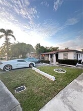 809 NE 2nd St in Hallandale Beach, FL - Building Photo - Building Photo