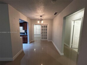 2960 NW 68th Way in Sunrise, FL - Building Photo - Building Photo