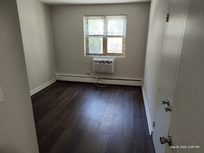 7301 Ridge in Chicago, IL - Building Photo - Building Photo