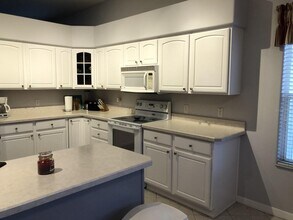 119 Costa Mesa Dr in Lady Lake, FL - Building Photo - Building Photo
