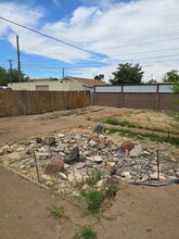 1109 Woodland Ave NW in Albuquerque, NM - Foto de edificio - Building Photo