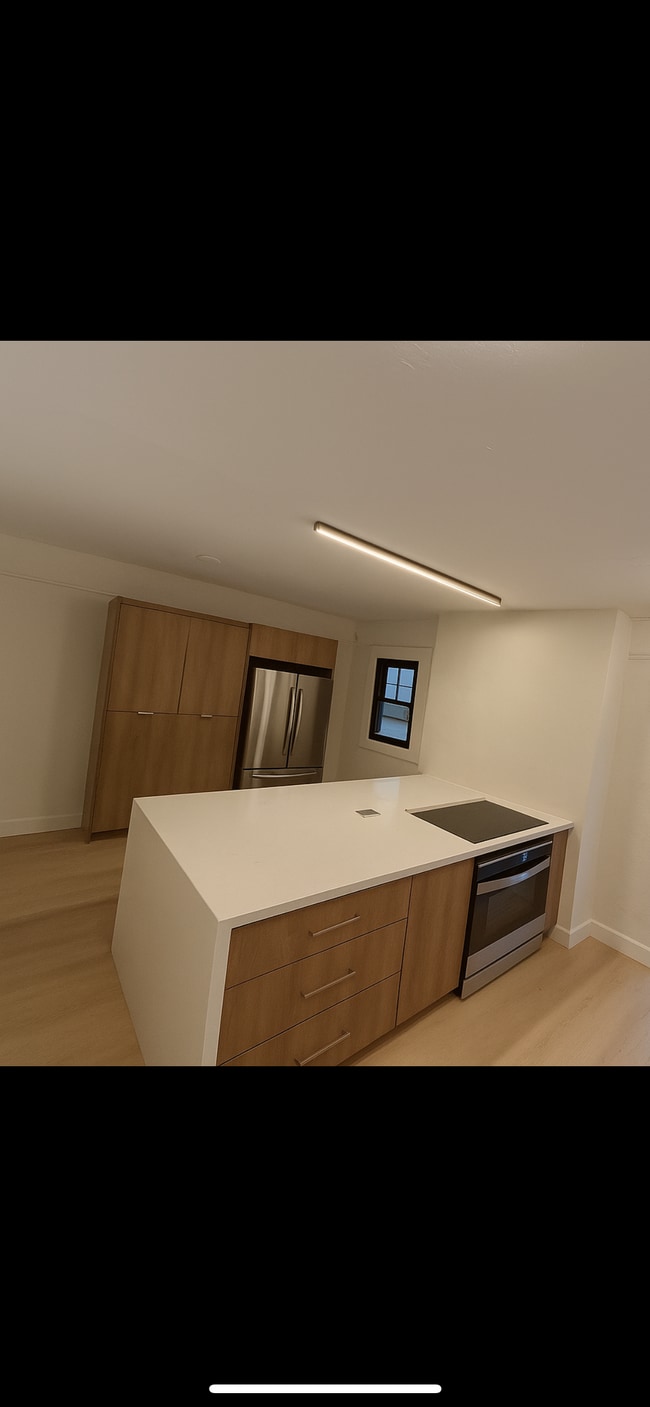 2292 SW 16th Ter, Unit 4