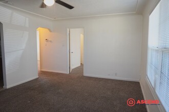 1111 Wilson Ave in Bakersfield, CA - Building Photo - Building Photo