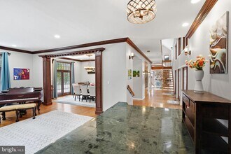 244 Mathers Rd in Ambler, PA - Foto de edificio - Building Photo