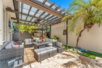 14793 NW 87th Pl in Miami Lakes, FL - Building Photo - Building Photo