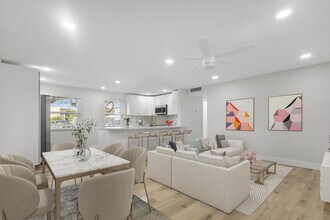 769 Normandy Trail in Delray Beach, FL - Building Photo - Building Photo
