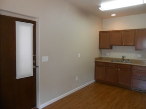 3918 Goodnight Ave, Unit 2B in Pueblo, CO - Foto de edificio - Building Photo