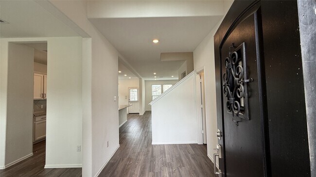 9323 Darby Knoll Wy in Houston, TX - Building Photo - Building Photo