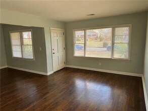 2157 Settle Cir SE, Unit unit A in Atlanta, GA - Building Photo - Building Photo