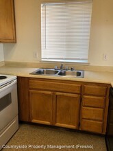 4781 N Polk Ave-Unit -146, 147, 148 in Fresno, CA - Foto de edificio - Building Photo