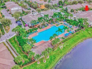 477 Pacific Grove Dr in West Palm Beach, FL - Building Photo - Building Photo