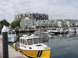 148 Breakwater Dr in South Portland, ME - Building Photo