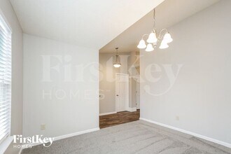 13815 Zion Ct in Fishers, IN - Building Photo - Building Photo